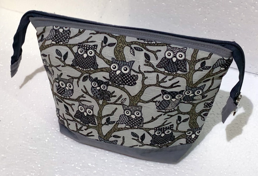 Necessaire Organizadora Estampa de Coruja