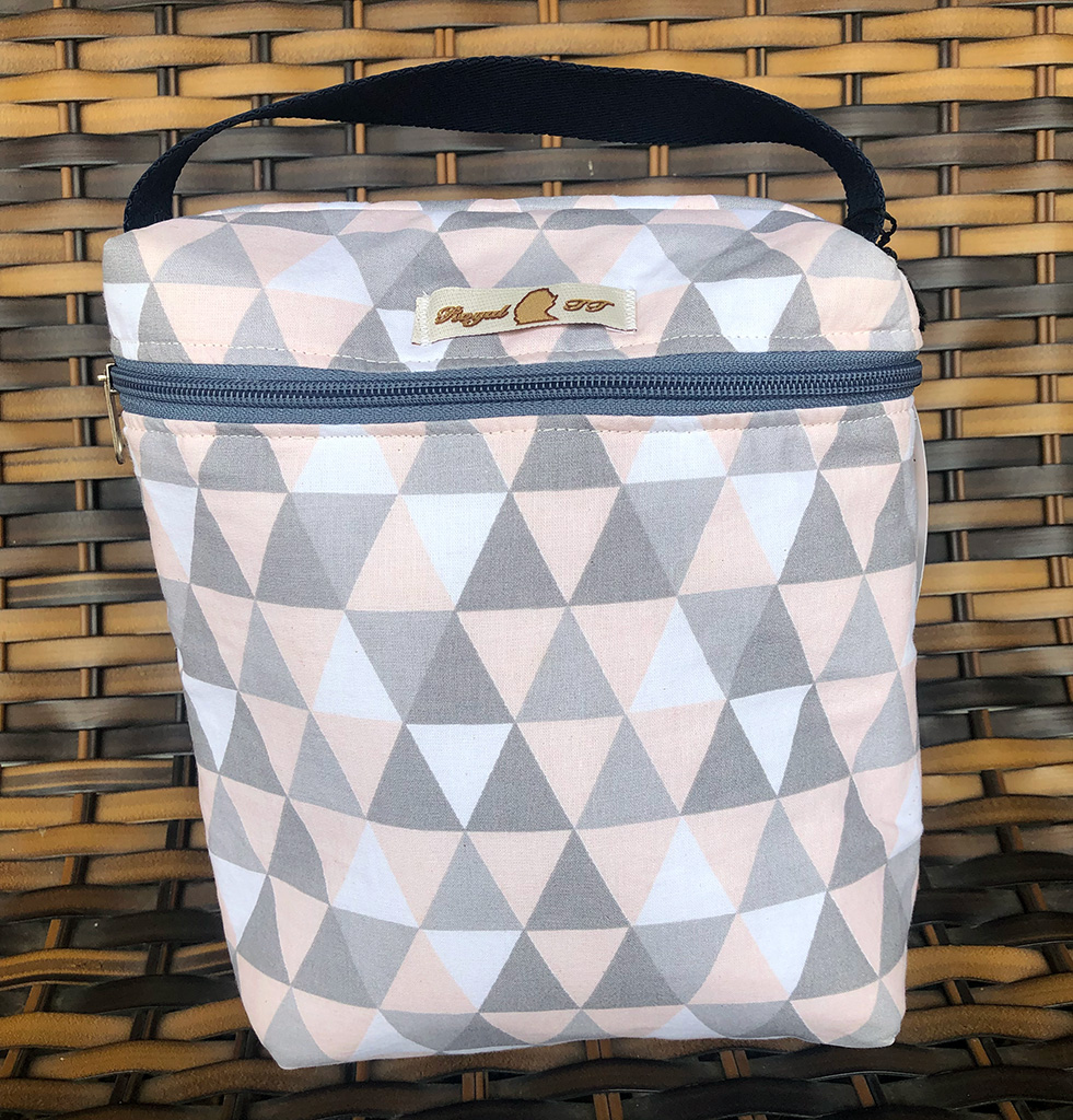 Merendeira T&eacute;rmica em Tricoline Estampa Geom&eacute;trica